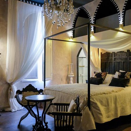 Les Chambres De Amelie B&B 볼로냐 외부 사진
