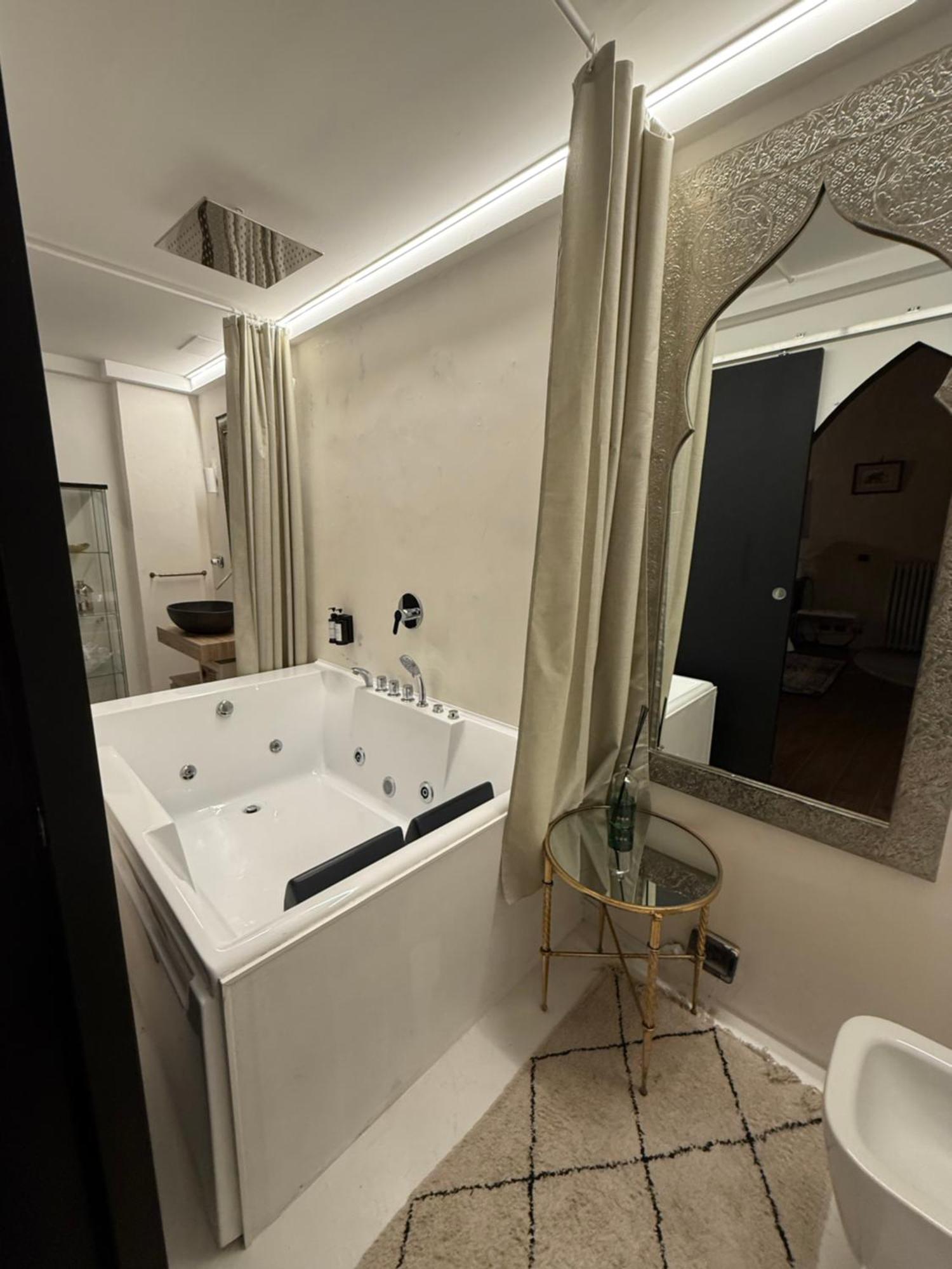 Les Chambres De Amelie B&B 볼로냐 외부 사진
