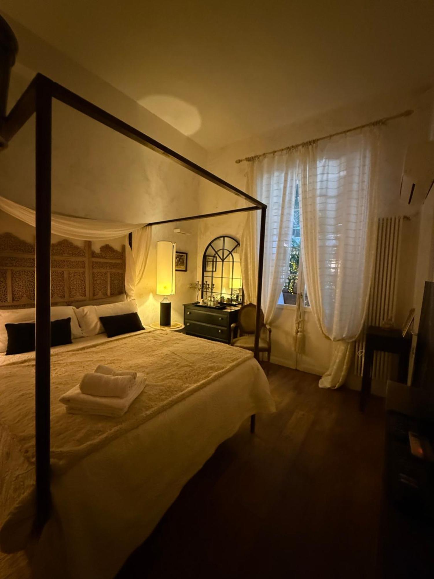 Les Chambres De Amelie B&B 볼로냐 외부 사진