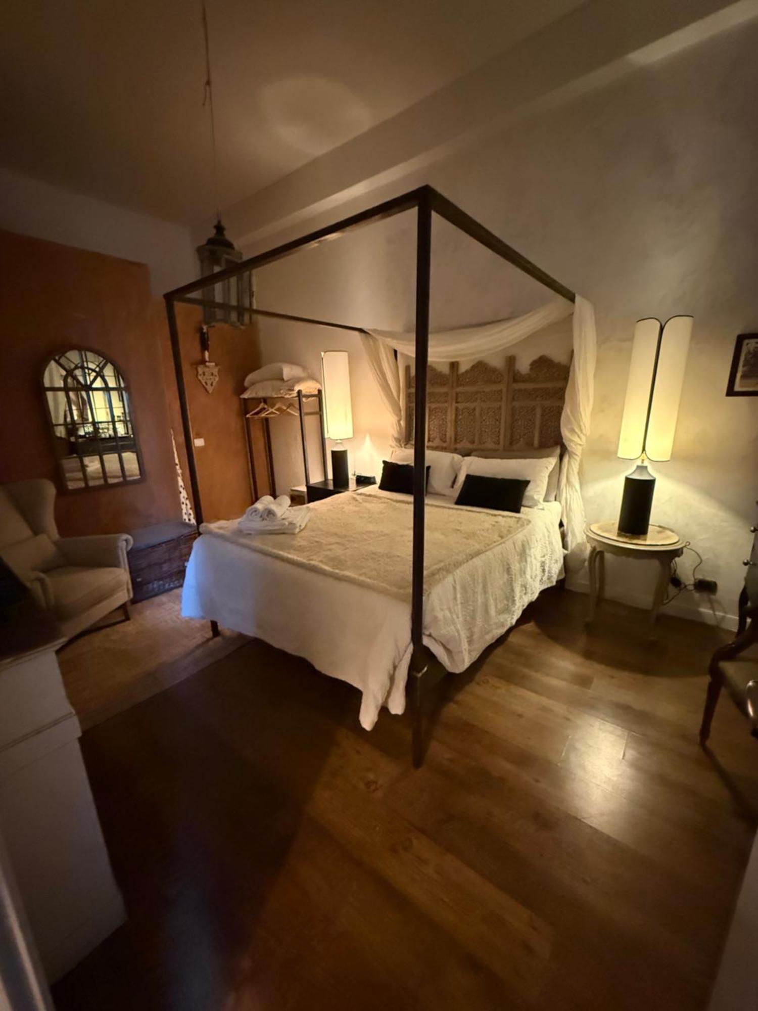 Les Chambres De Amelie B&B 볼로냐 외부 사진