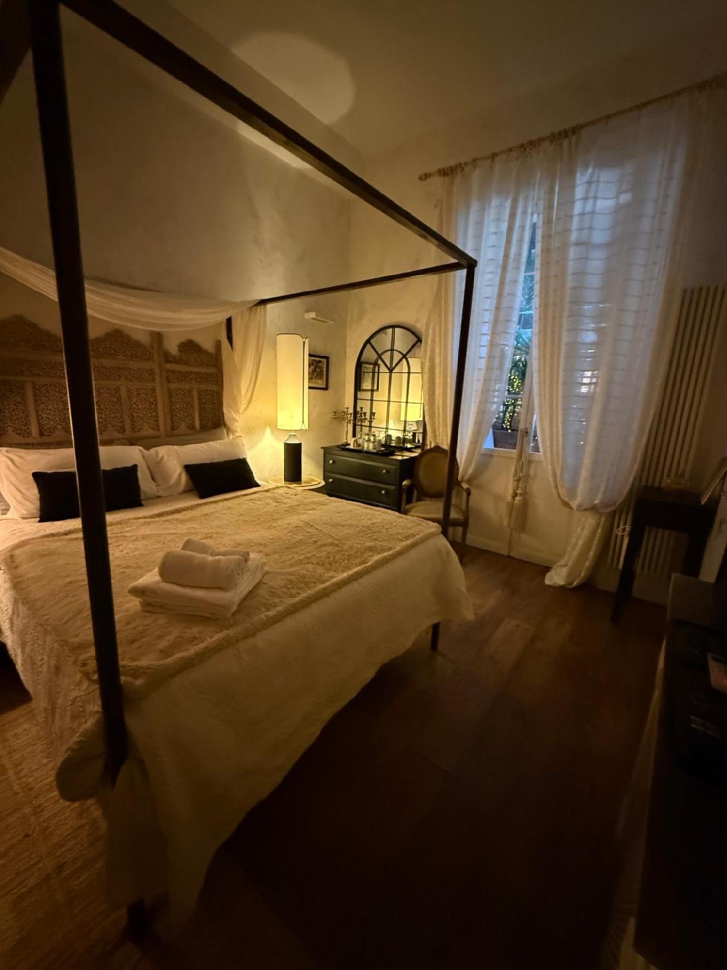 Les Chambres De Amelie B&B 볼로냐 외부 사진
