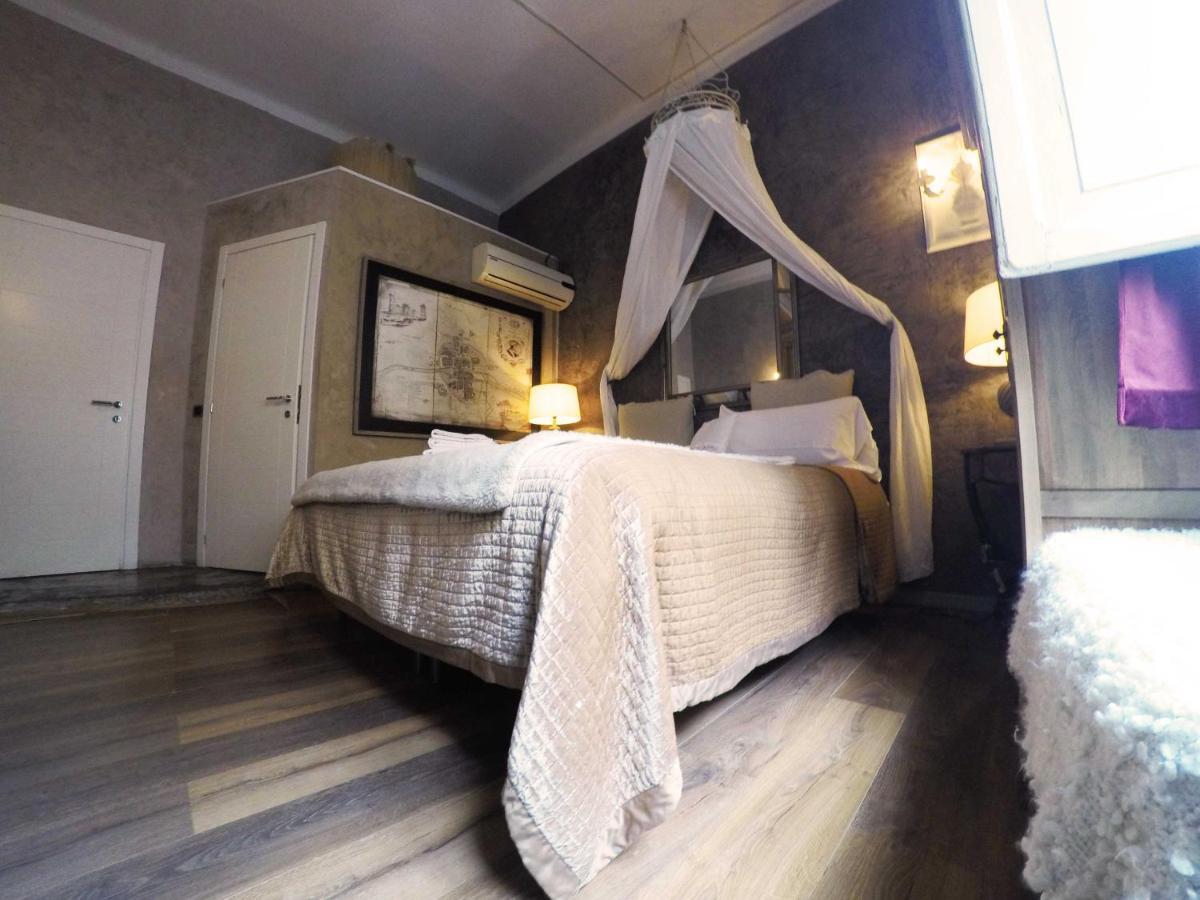 Les Chambres De Amelie B&B 볼로냐 외부 사진